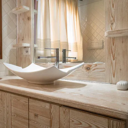 Jeremy House 53 - Klodge Olbia
