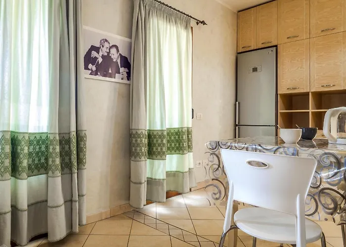 Jeremy House 53 - Klodge Lägenhet Olbia